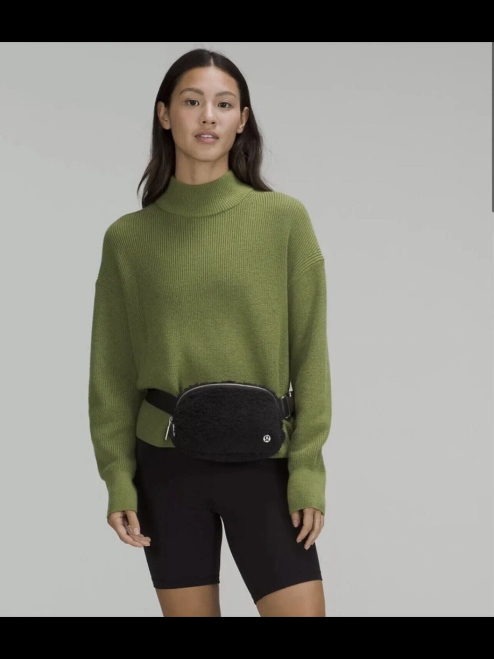 lululemon athletica Black Sherpa Belt Bag - Picture 5 of 5